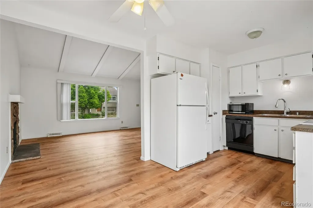 5043 E Weaver Place Centennial CO 80121