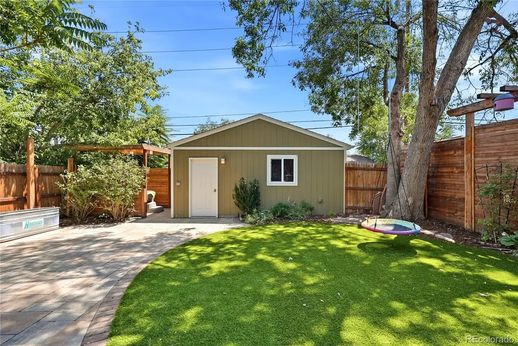 2450 N Vine Street Denver CO 80205