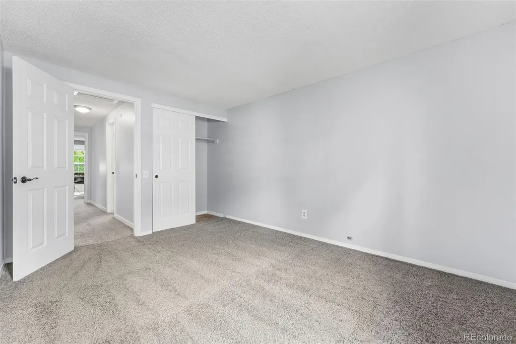 2892 W Long Circle Littleton CO 80120