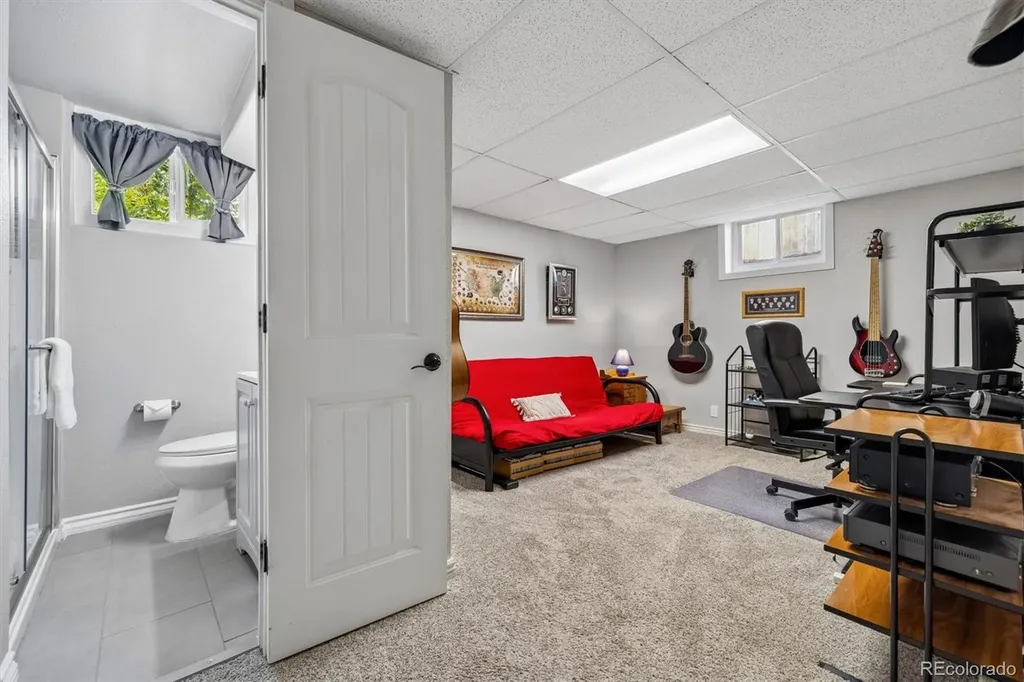 1843 S Glencoe Street Denver CO 80222