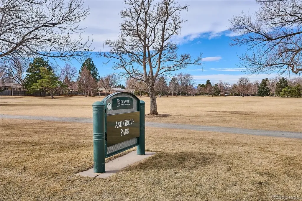 1843 S Glencoe Street Denver CO 80222