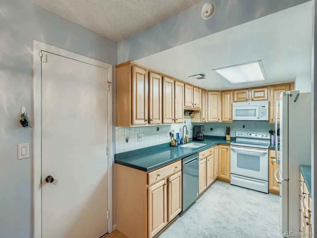 6795 E Arizona Avenue Denver CO 80224