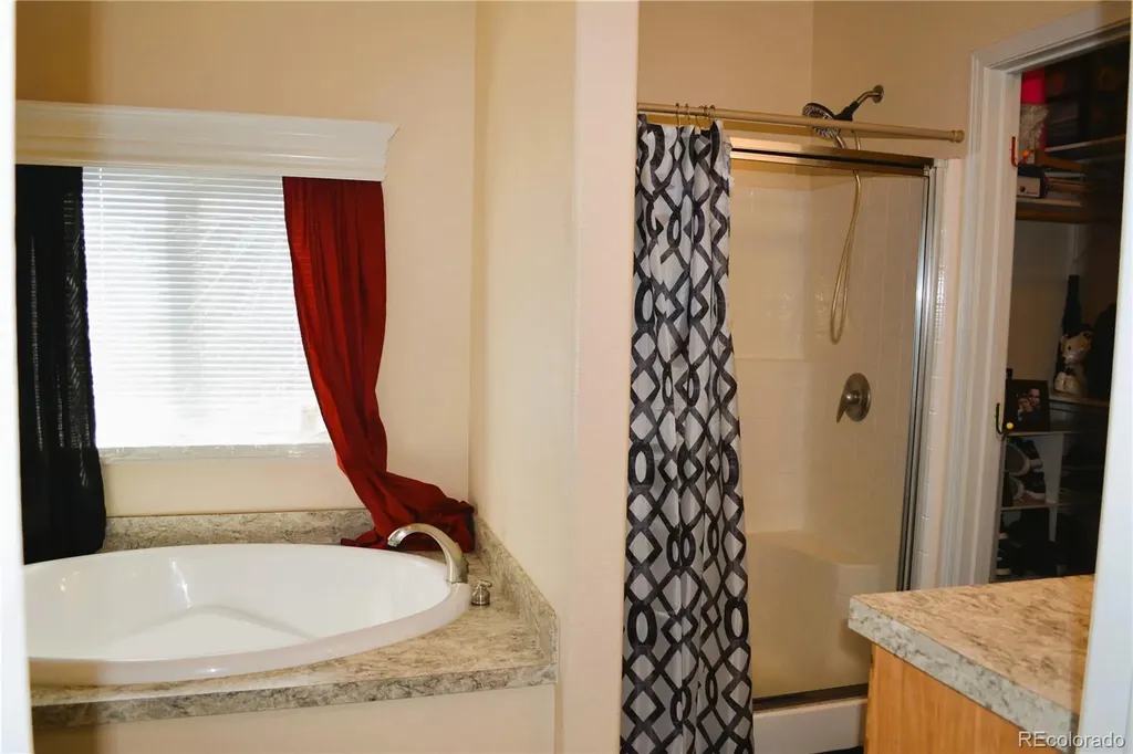 304 Barnard Court Longmont CO 80501