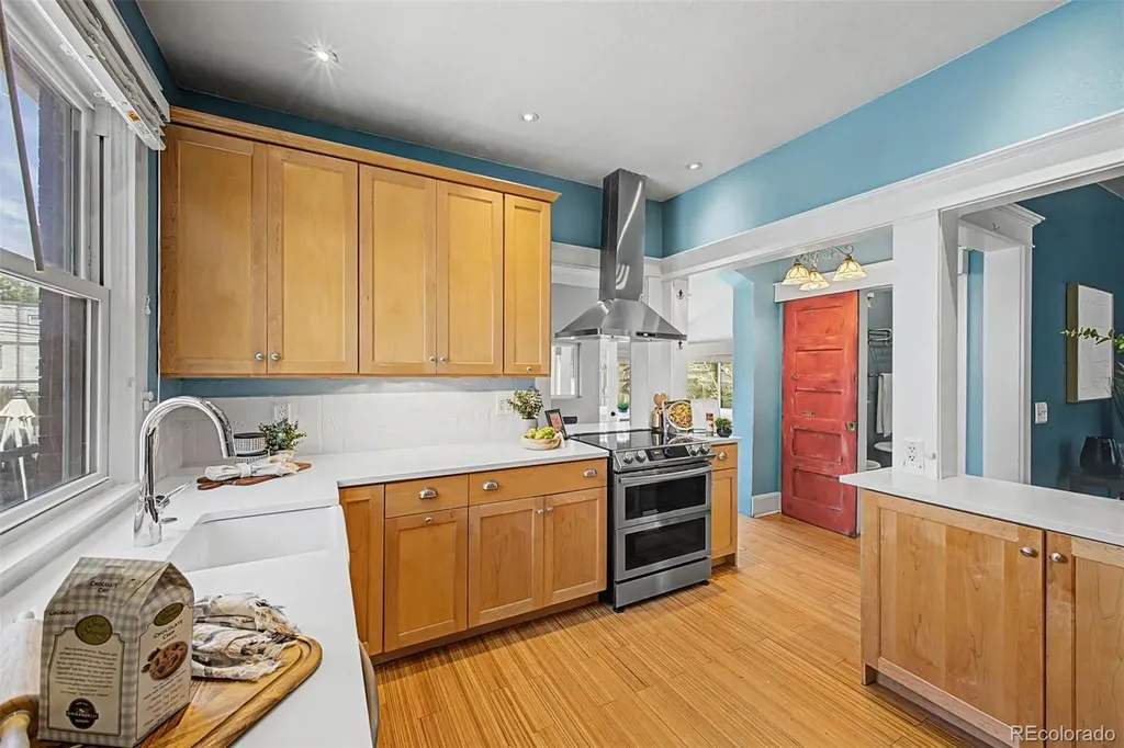 4230 Lipan Street Denver CO 80211