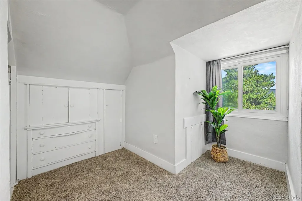 4230 Lipan Street Denver CO 80211