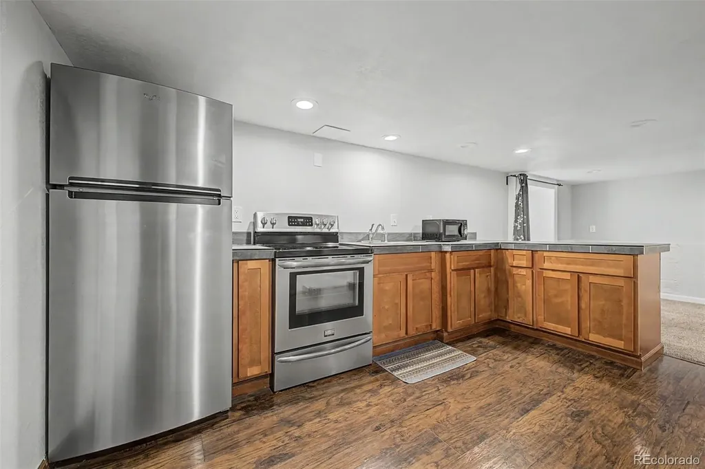4230 Lipan Street Denver CO 80211