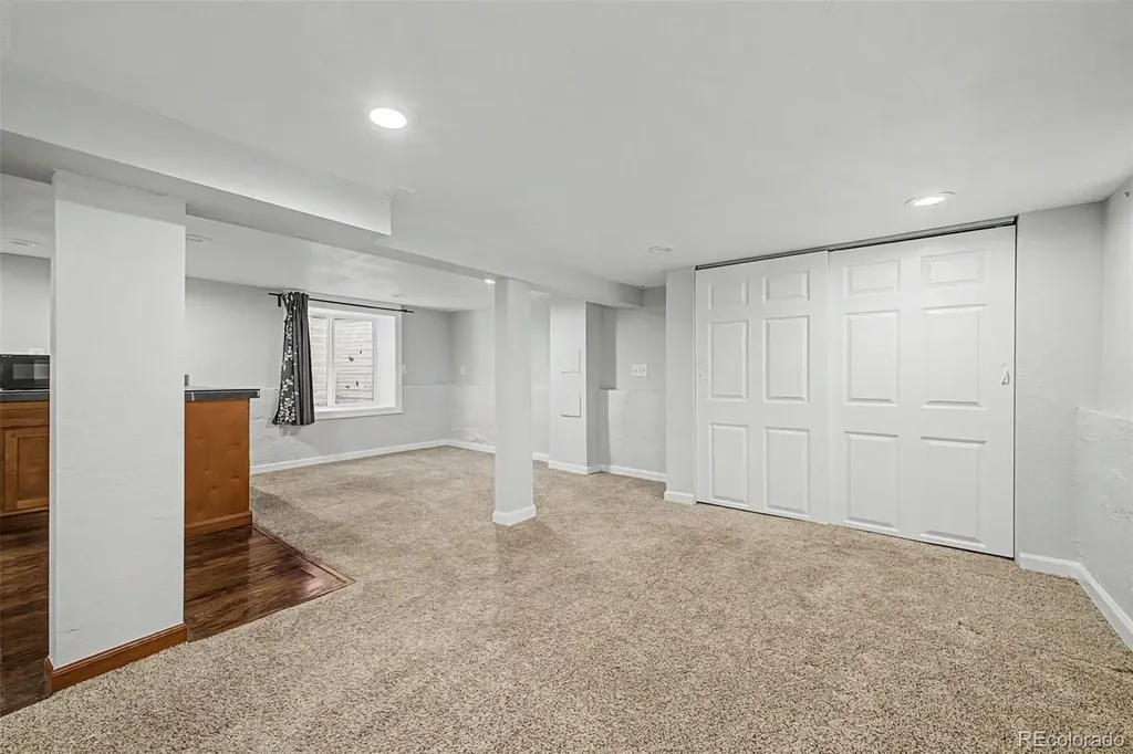 4230 Lipan Street Denver CO 80211