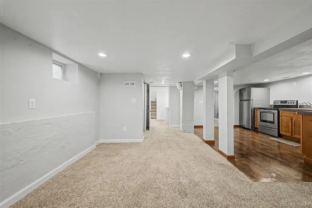 4230 Lipan Street Denver CO 80211