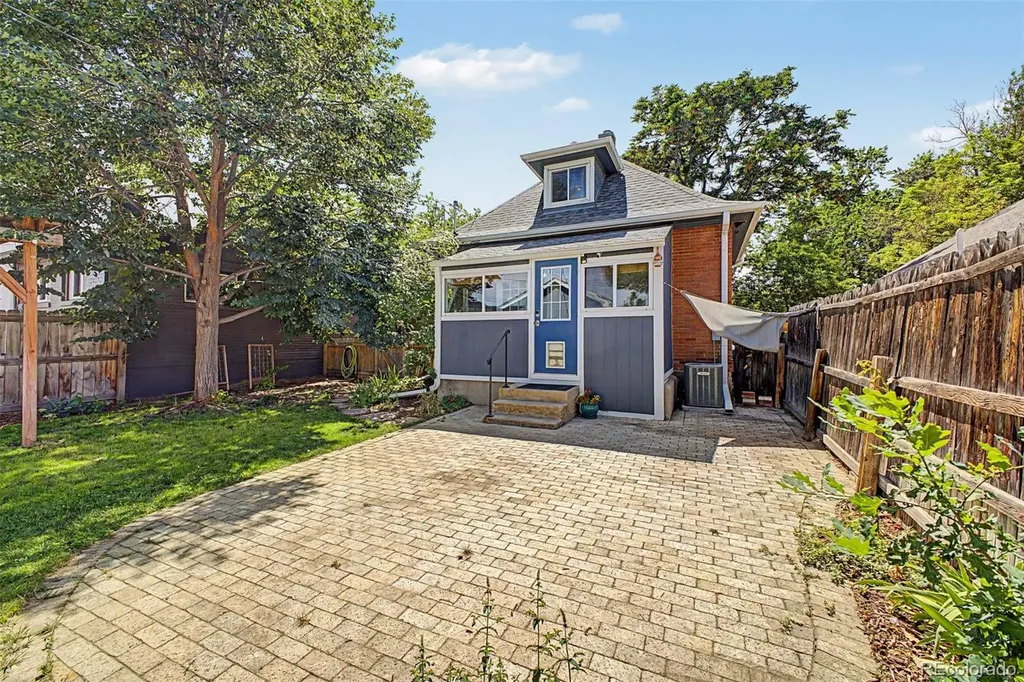 4230 Lipan Street Denver CO 80211