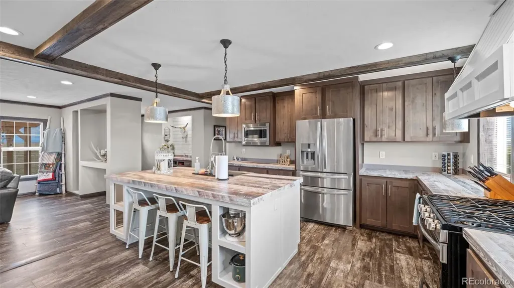 5676 County Road 77 Roggen CO 80652