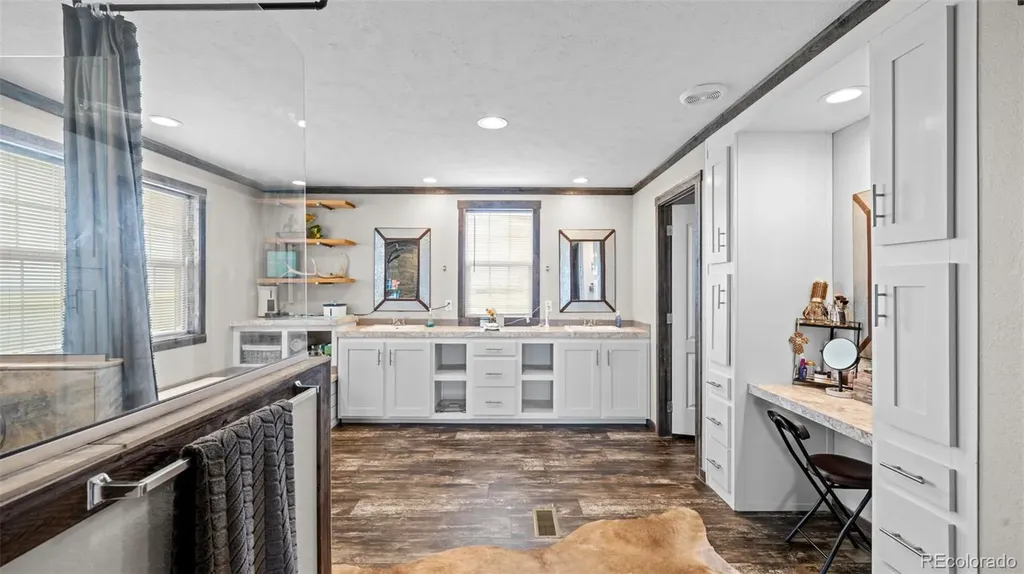 5676 County Road 77 Roggen CO 80652