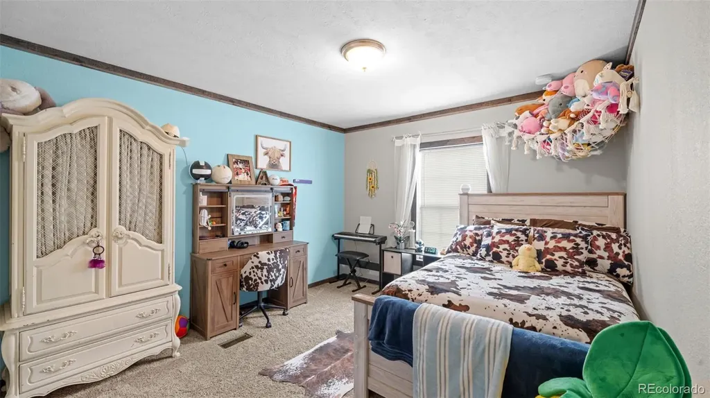 5676 County Road 77 Roggen CO 80652
