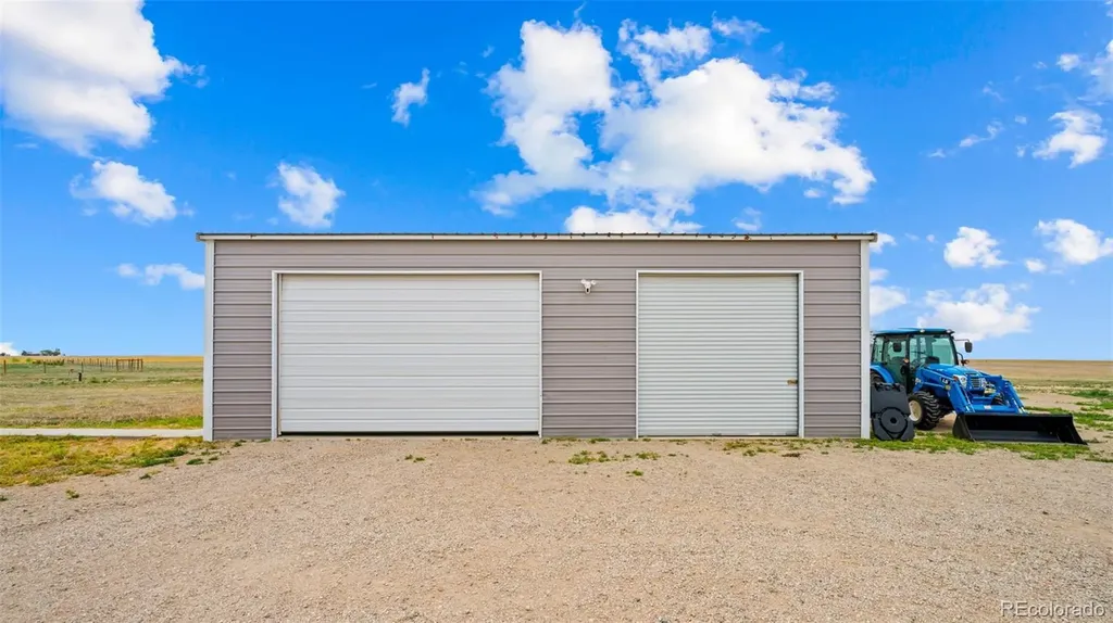 5676 County Road 77 Roggen CO 80652