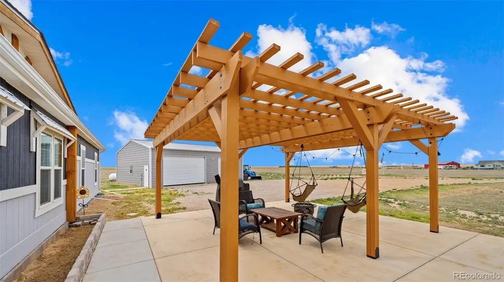 5676 County Road 77 Roggen CO 80652
