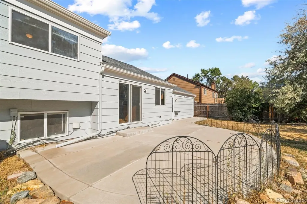 5873 S Nepal Street Aurora CO 80015
