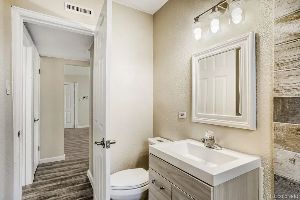1620 Colorado Boulevard Denver CO 80220