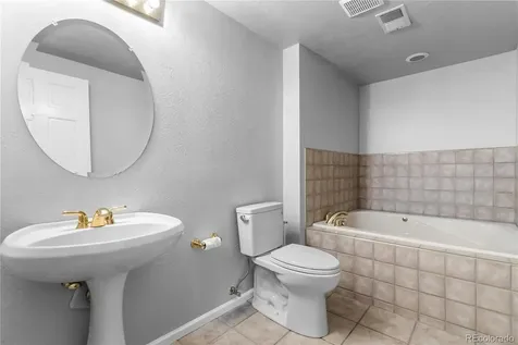 10084 W Geddes Circle Littleton CO 80127