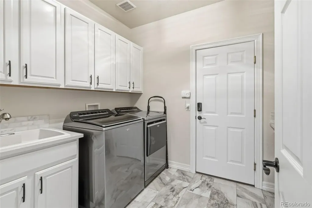 7312 Winter Berry Lane Castle Pines CO 80108