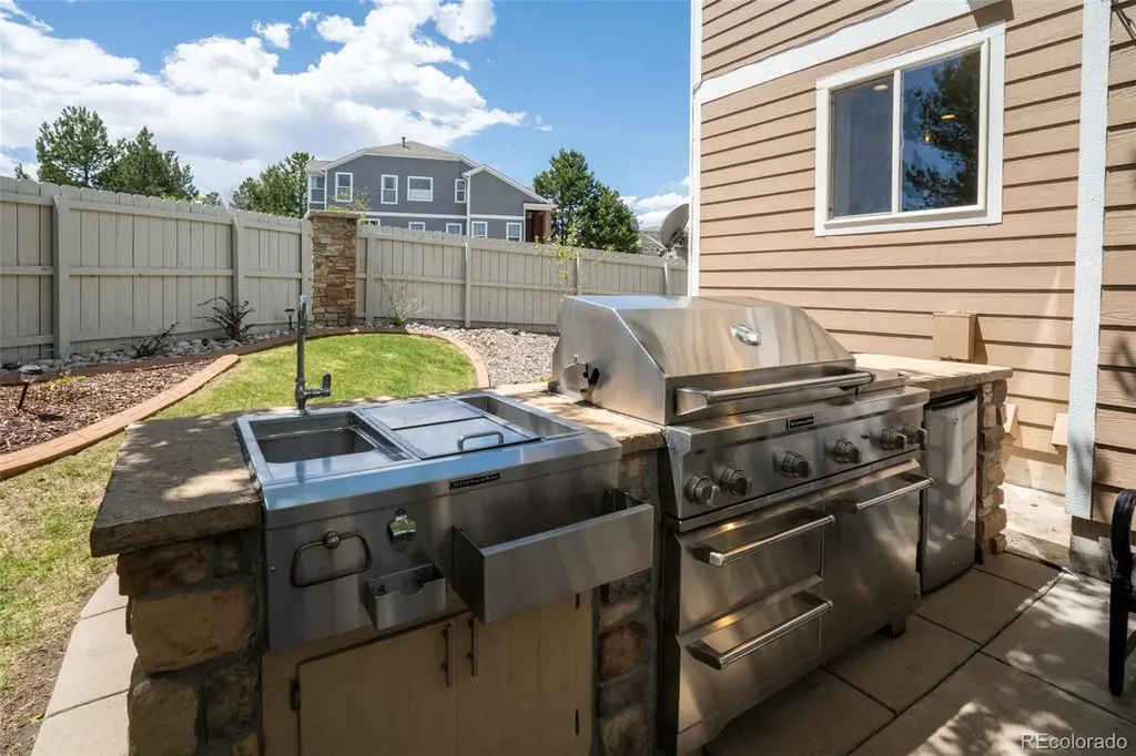 7312 Winter Berry Lane Castle Pines CO 80108