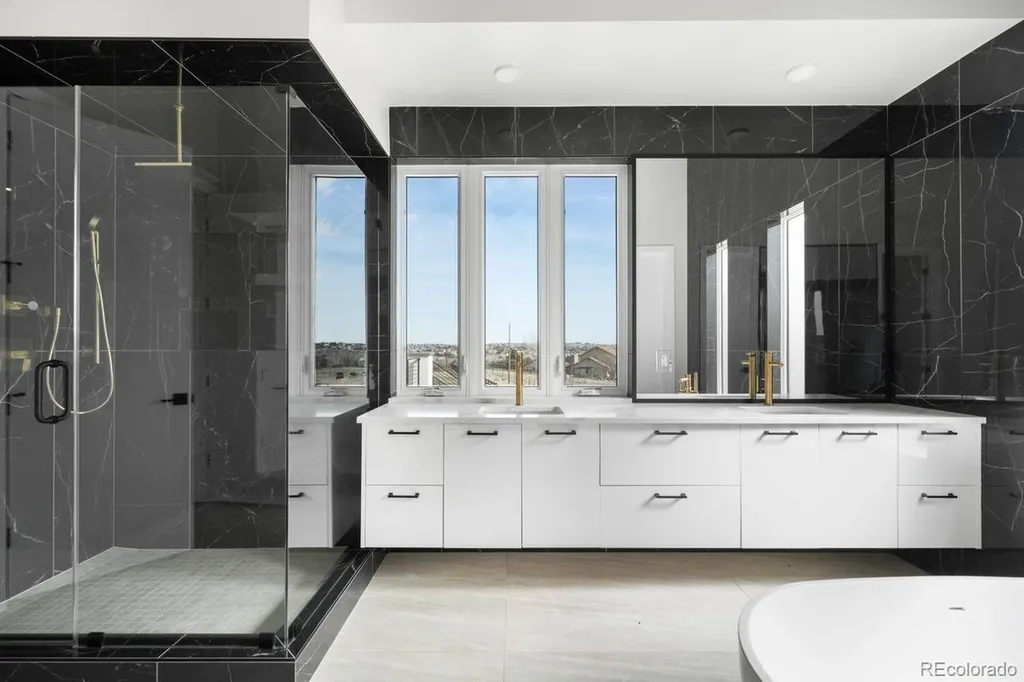 6954 S Espana Way Centennial CO 80016