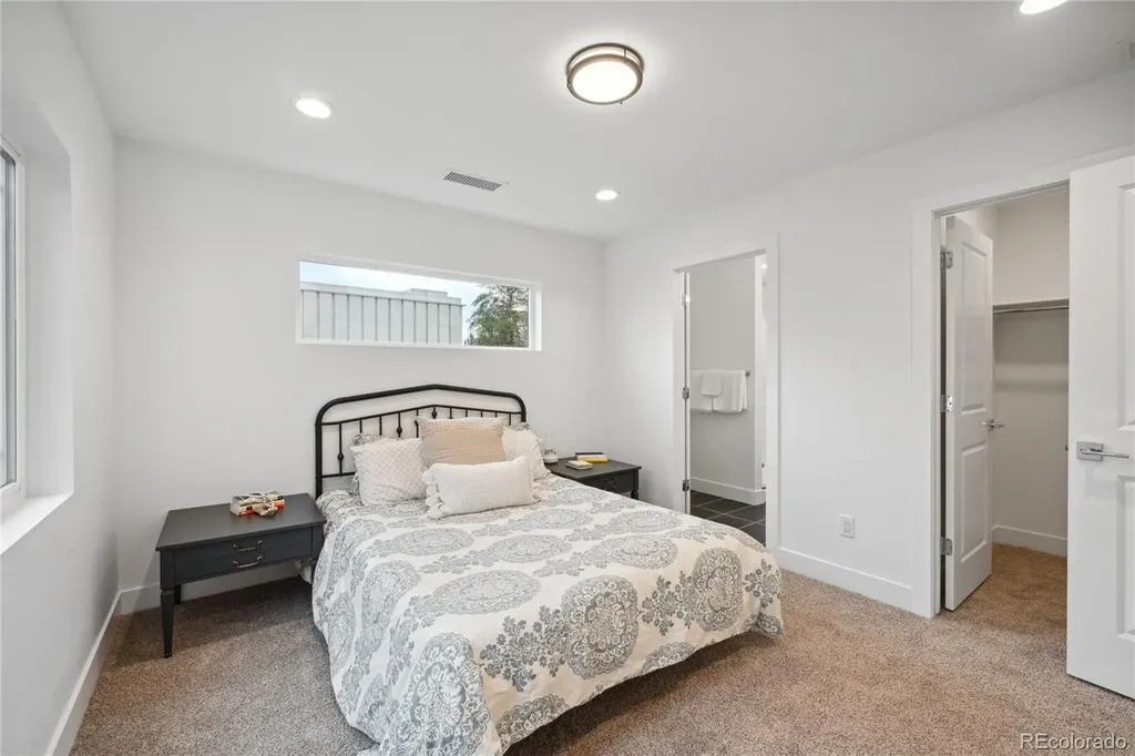5282 Columbine Lane Denver CO 80221