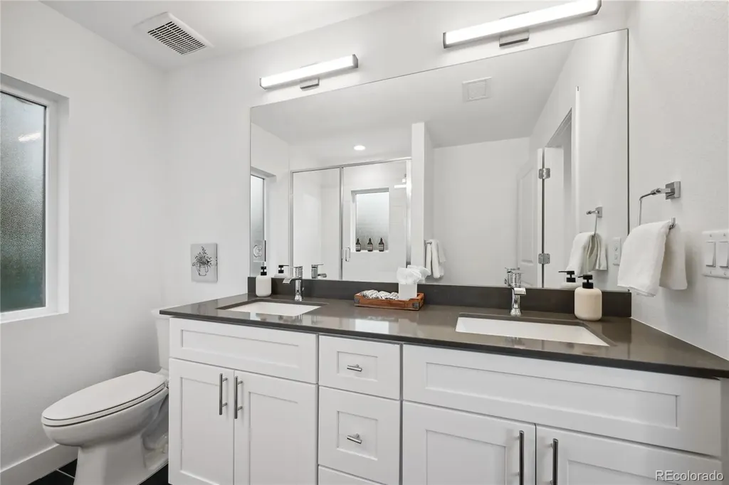 5282 Columbine Lane Denver CO 80221