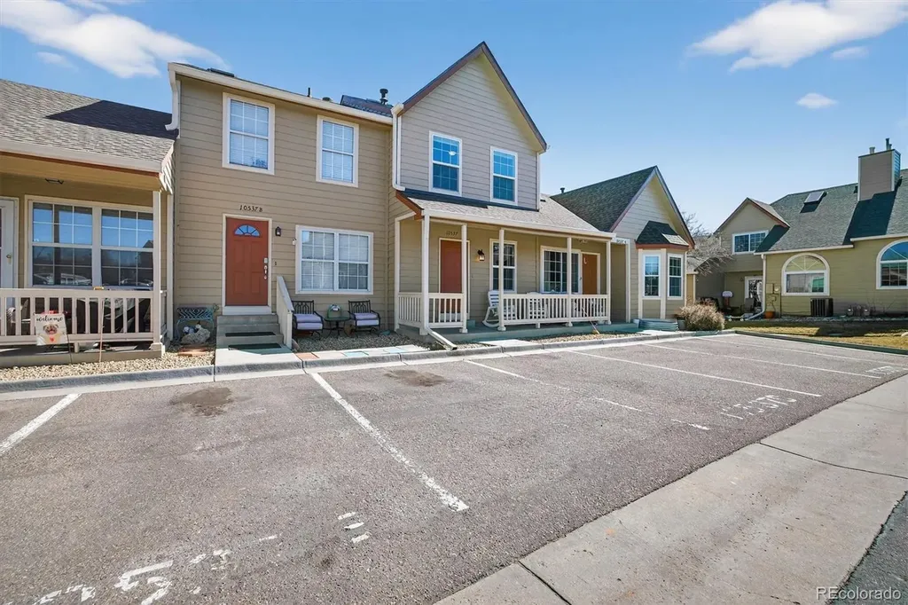 10537 W Maplewood Drive Littleton CO 80127