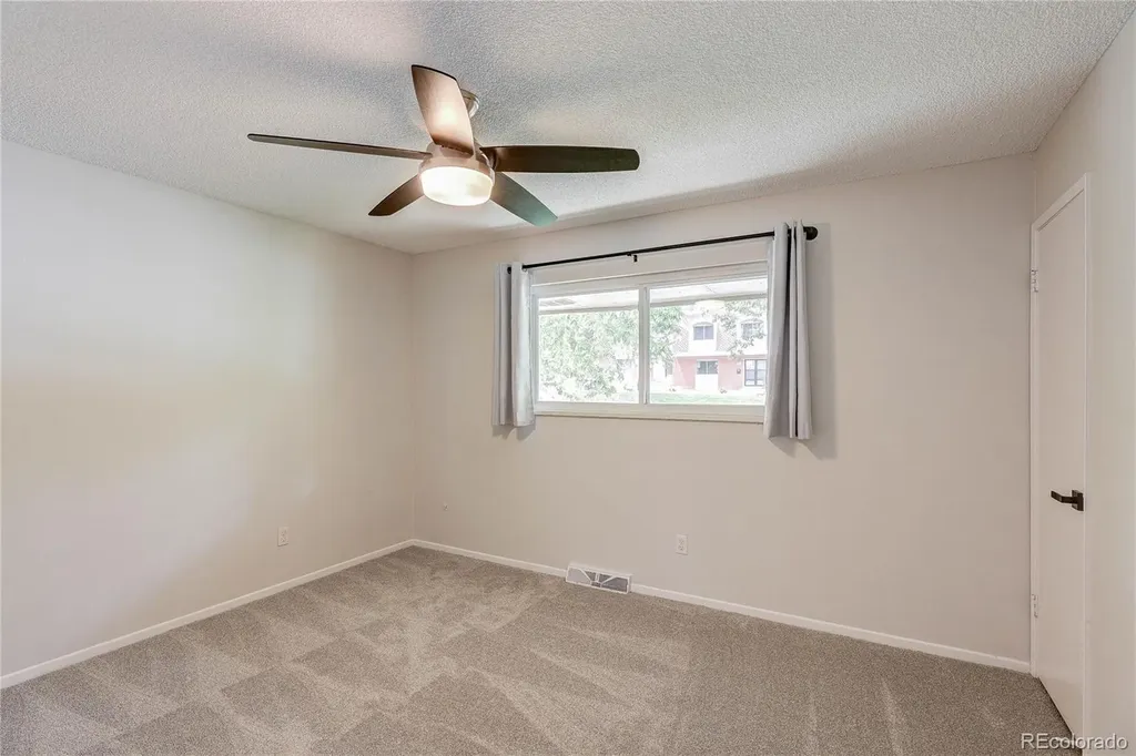 582 S Xenon Court Lakewood CO 80228