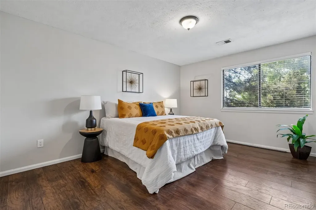 4351 S Andes Way Aurora CO 80015