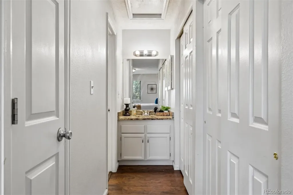 4351 S Andes Way Aurora CO 80015