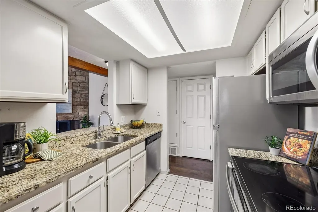 4351 S Andes Way Aurora CO 80015