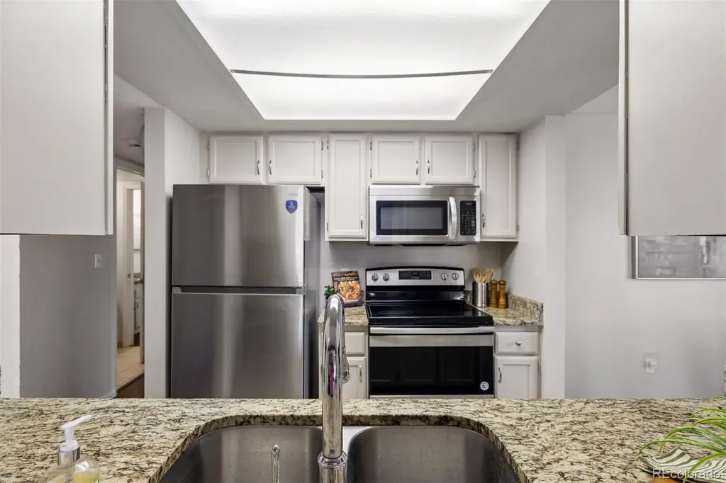 4351 S Andes Way Aurora CO 80015