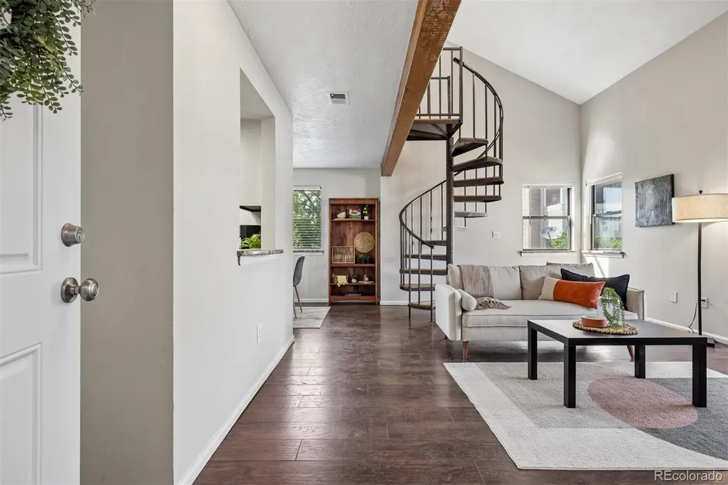 4351 S Andes Way Aurora CO 80015