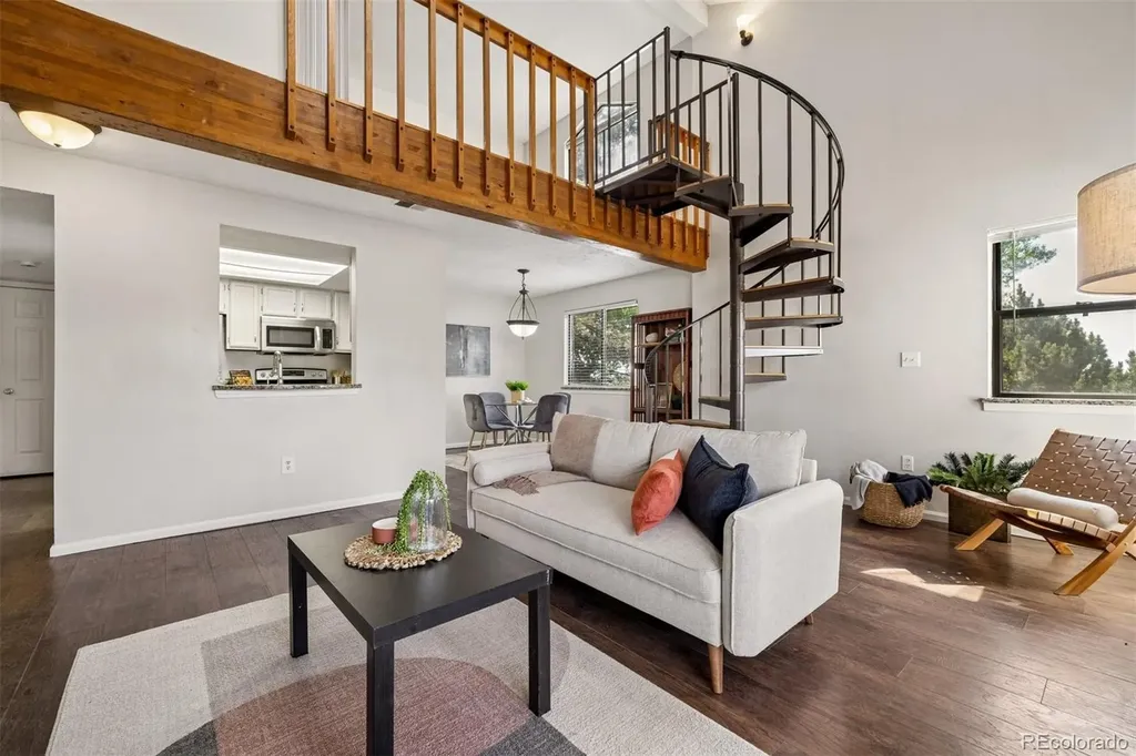 4351 S Andes Way Aurora CO 80015