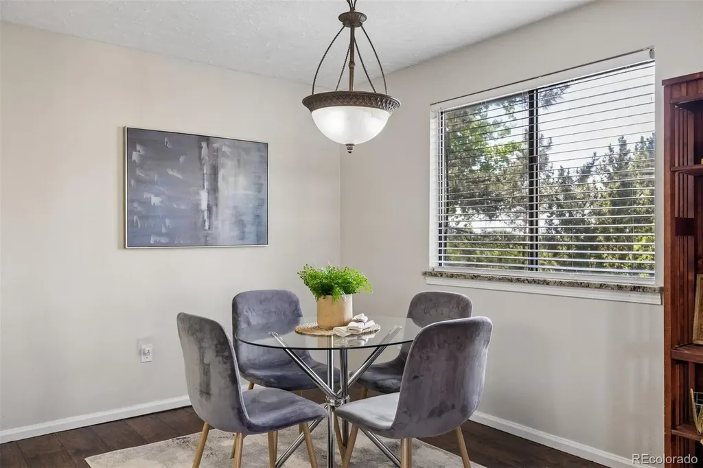 4351 S Andes Way Aurora CO 80015