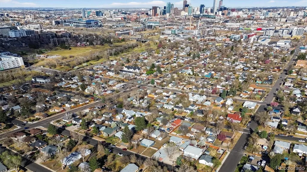 934 Linley Court Denver CO 80204