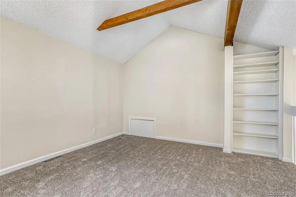204 S Eagle Circle Aurora CO 80012
