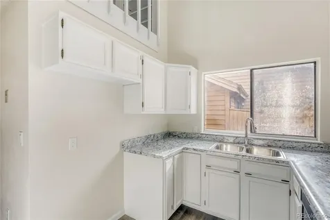 204 S Eagle Circle Aurora CO 80012