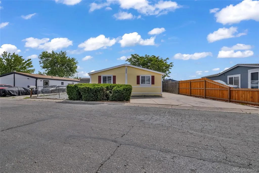 8460 Garfield Way Denver CO 80229