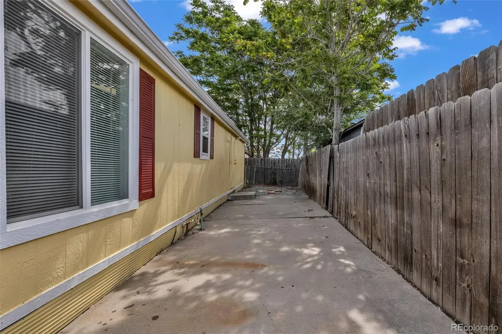 8460 Garfield Way Denver CO 80229