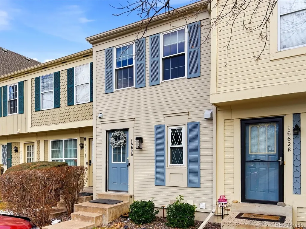 1662 S Idalia Circle Aurora CO 80017