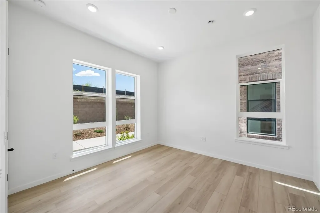 11463 E Briarwood Circle Centennial CO 80112