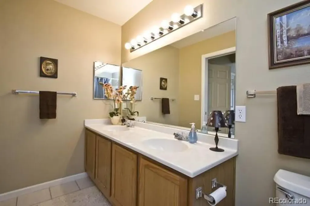 8470 S Little Rock Way S Highlands Ranch CO 80126
