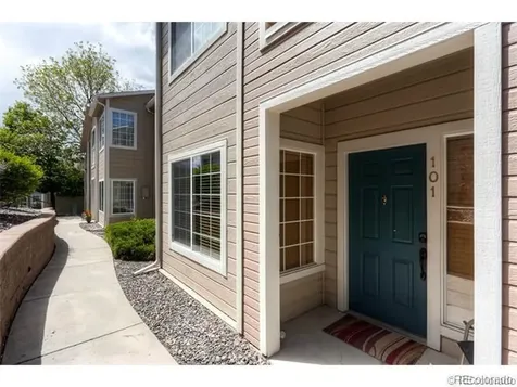 8470 S Little Rock Way S Highlands Ranch CO 80126