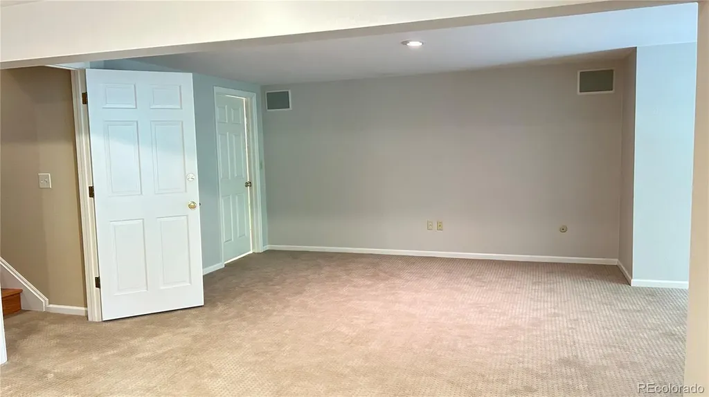 4530 S Verbena Street Denver CO 80237