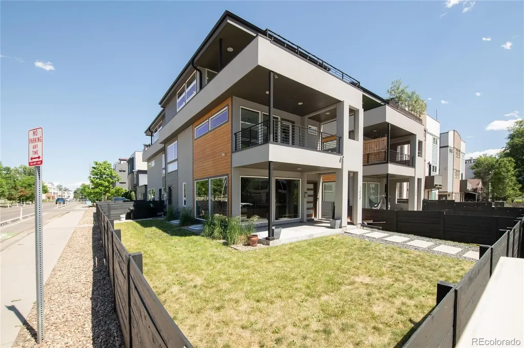 1648 Lowell Boulevard Denver CO 80204