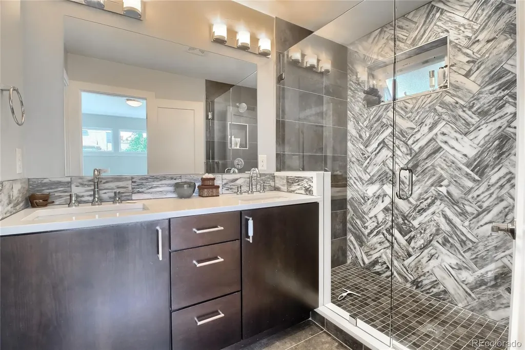 1648 Lowell Boulevard Denver CO 80204