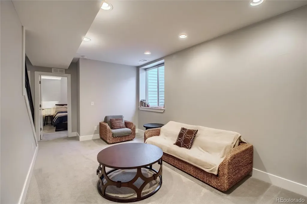 1648 Lowell Boulevard Denver CO 80204
