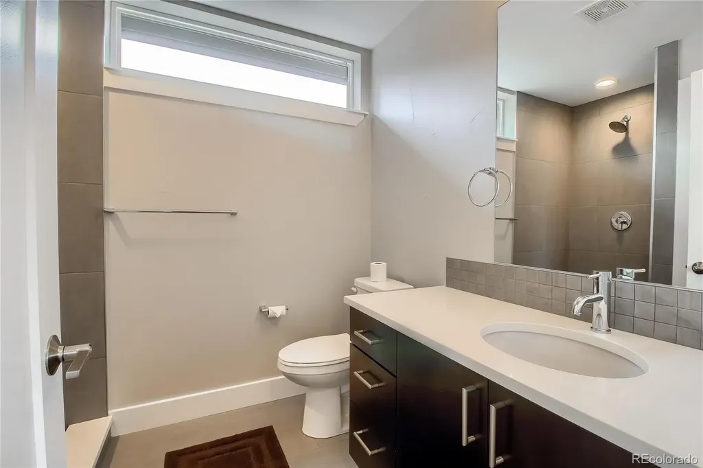 1648 Lowell Boulevard Denver CO 80204