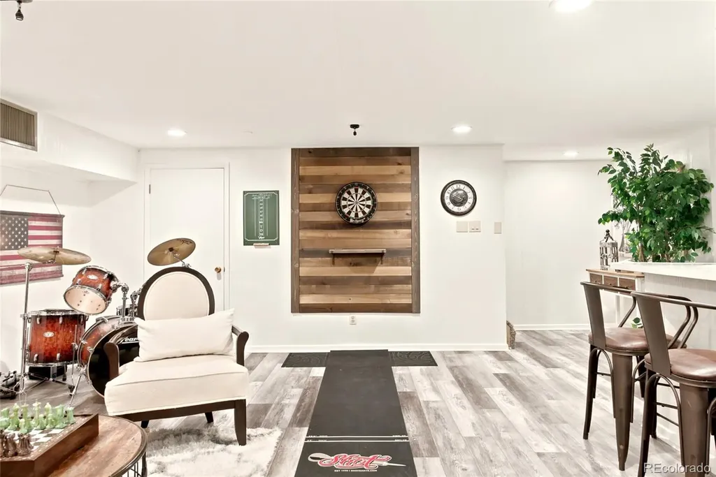 4480 W Lakeridge Road Denver CO 80219